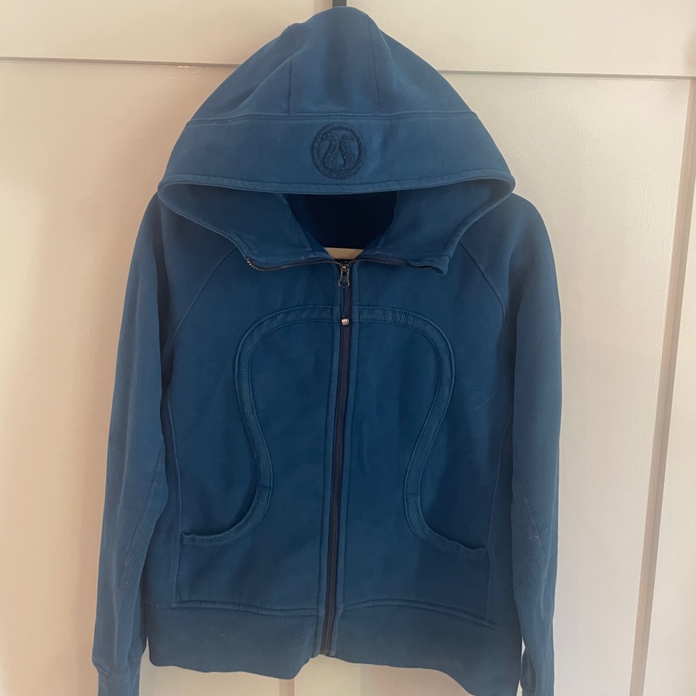 Lululemon hoodie size 12